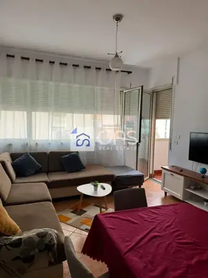 Apartament 1+1 me qera në Komuna e Parisit, Tiranë, 70 m². Foto 6 nga 7