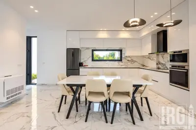 Vilë në shitje në San Pietro, Durrës, 160 m². Foto 8 nga 12