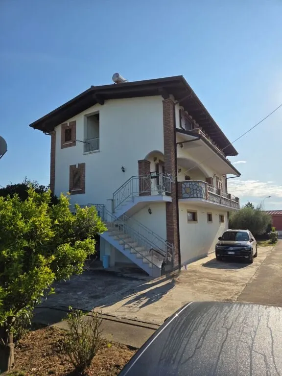 House for sale in Sallmone, Durrës, 108 m². Photo 1 of 10