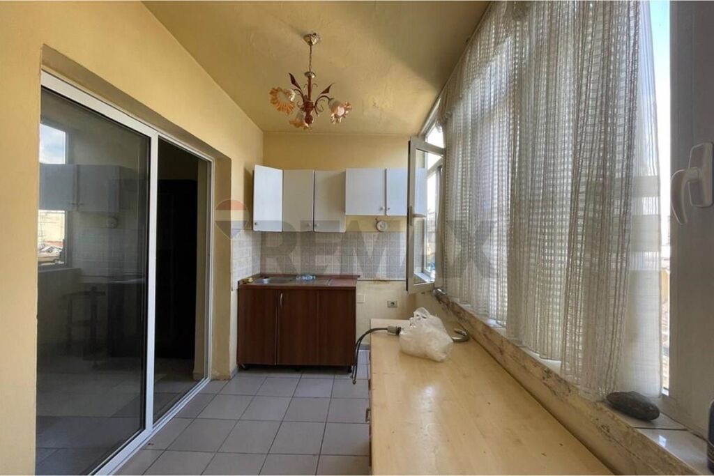 Appartamento in vendita a Vasil Shanto, Tirana, 118 m². Foto 2 di 3