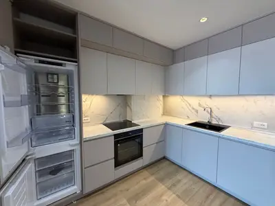 Appartamento 1+1 in affitto a Rruga Liman Kaba, Tirana, 85 m². Foto 3 di 7