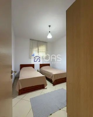 Apartament 1+1 me qera në Rruga Gjuzepina Kosturi, Tiranë, 50 m². Foto 2 nga 6