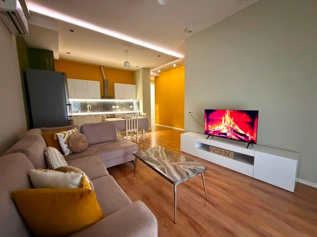 Apartament 2+1 me qera në Golden Park, Tiranë, 95 m²