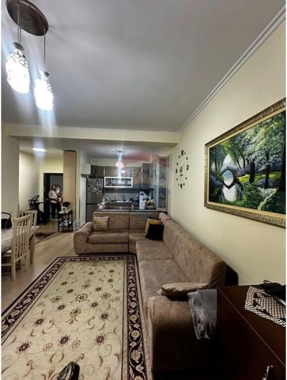 Apartment for sale in Yzberisht, Tirana, 76 m². Photo 2 of 3