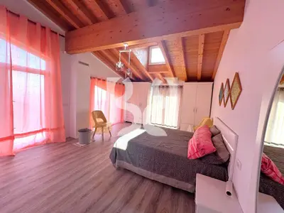 Vilë në shitje në Tirane, Tiranë, 375 m². Foto 6 nga 12