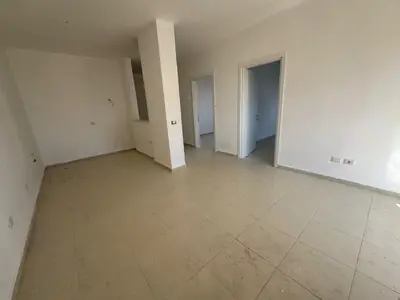 Apartament 2+1 në shitje në Plazh, Durrës, 86 m². Foto 4 nga 7