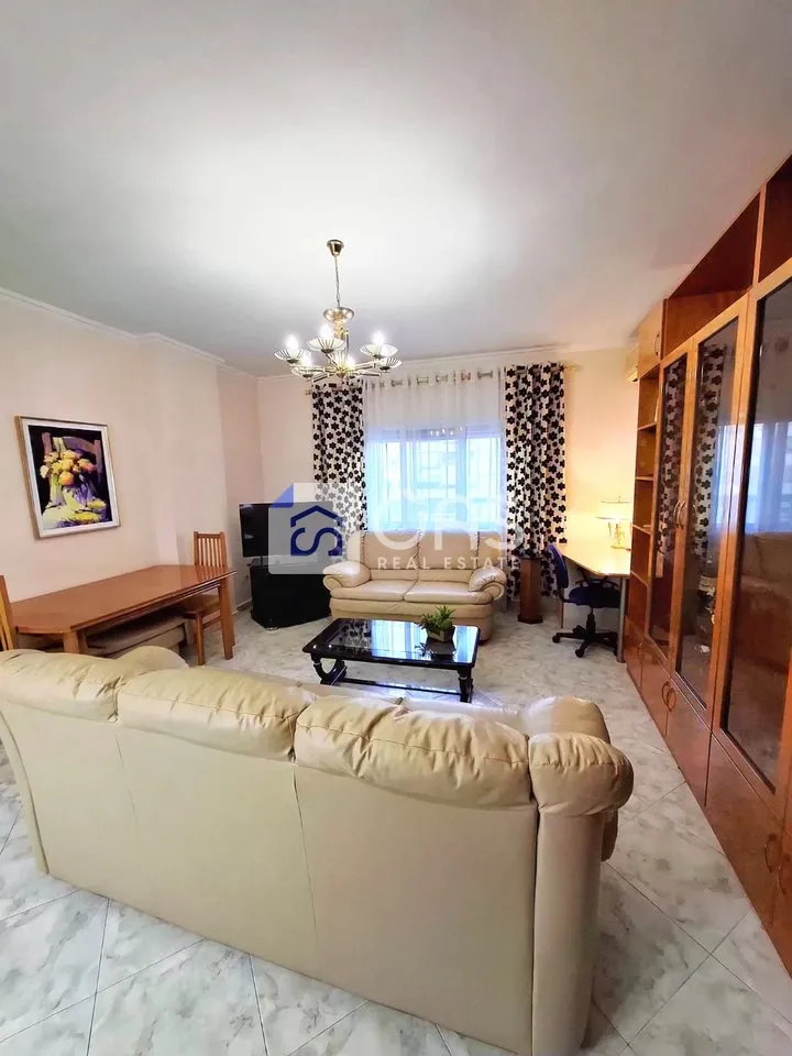 Apartament 1+1 me qera në Rruga Tish Daija, Tiranë, 65 m². Foto 1 nga 11