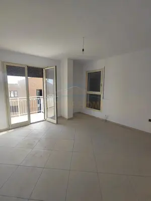 Apartament 2+1 në shitje në Vila e Zogut, Durrës, 120 m². Foto 5 nga 6