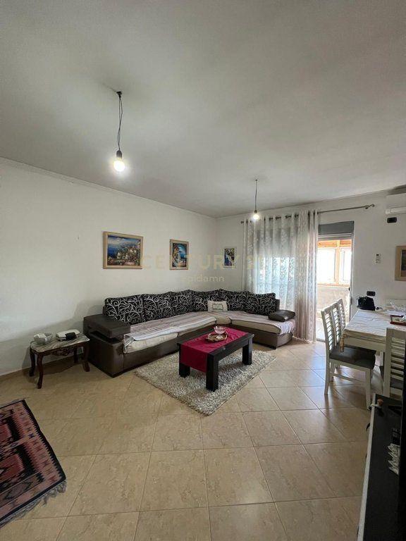 Apartment 2+1 for sale in Drejtoria e Policisë Durrës, Durrës, 138 m²