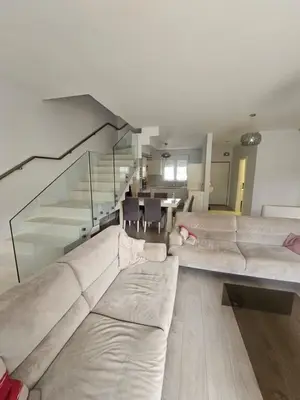 Duplex for rent in Kodra e Diellit, Tirana, 150 m². Photo 1 of 8