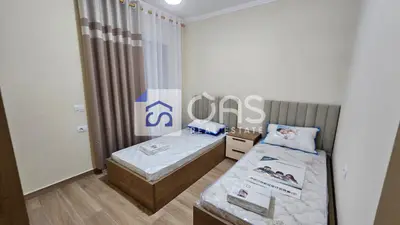Apartament 2+1 me qera në Don Bosko, Tiranë, 100 m². Foto 3 nga 6