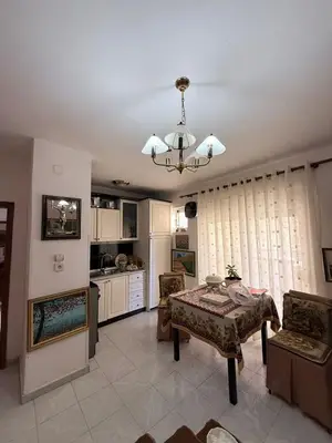 Apartament 1+1 në shitje në Lagjia Partizani, Vlorë, 57 m². Foto 4 nga 4