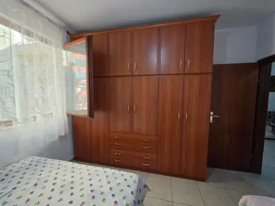 Apartament 1+1 me qera në Bulevardi Zogu I, Tiranë, 70 m². Foto 4 nga 11