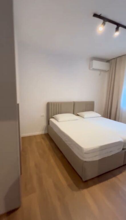 Apartment 1+1 for rent in Restorant Durrësi, Tirana, 60 m². Photo 2 of 3