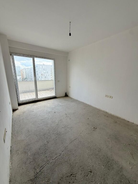 Apartment 2+1 for sale in Tirana, 240 m². Photo 3 of 3