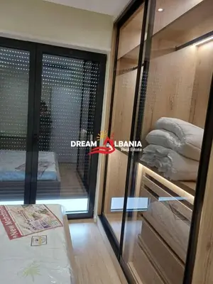 Apartament 1+1 me qera në Karl Gega, Tiranë, 57 m². Foto 4 nga 10