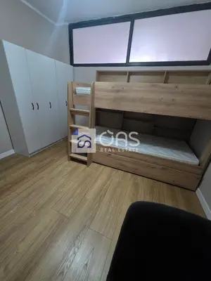 Apartament 2+1 me qera në 5 Maj, Tiranë, 75 m². Foto 3 nga 9