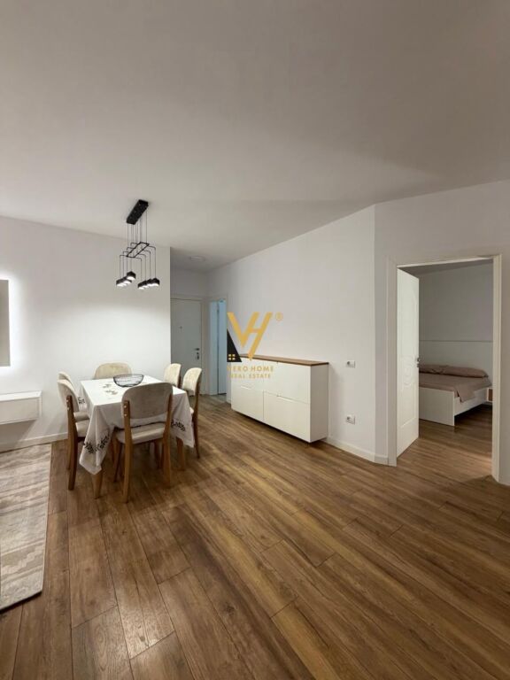 Apartament 2+1 me qera në Astir, Tiranë, 100 m². Foto 2 nga 3