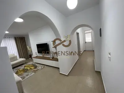 Apartment 2+1 for sale in Qendër, Sarandë, 140 m². Photo 2 of 6