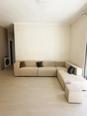 Appartamento 2+1 in affitto a Rruga e Kavajës, Tirana, 115 m². Foto 2 di 12
