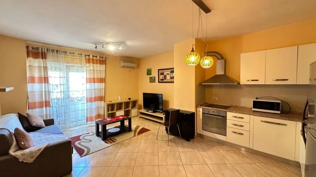 Apartament 1+1 me qera në ATSH, Tiranë, 68 m². Foto 1 nga 3