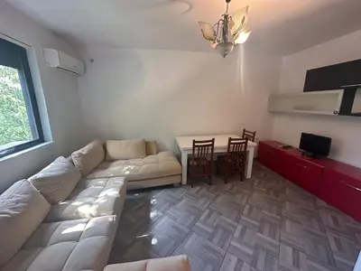 Apartament 1+1 në shitje në Rruga Irfan Tomini, Tiranë, 59 m². Foto 2 nga 5