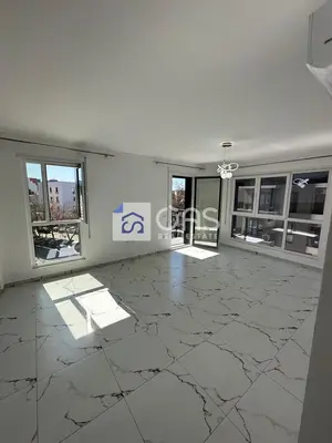 Apartament 2+1 me qera në Don Bosko, Tiranë, 100 m². Foto 1 nga 6