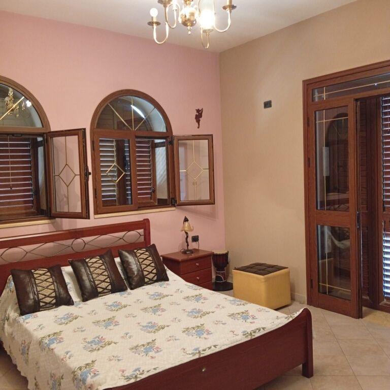 Vilë në shitje në Rruga OSBE, Kamëz, 353 m². Foto 2 nga 7