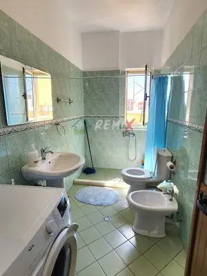Apartament 2+1 me qera në Rruga Mujo Ulqinaku, Durrës, 100 m². Foto 3 nga 8