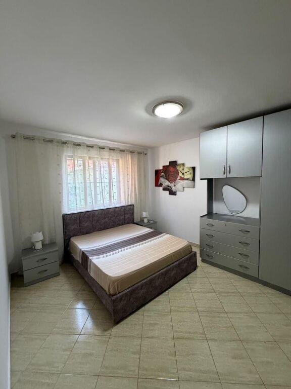 Apartament 2+1 me qera në Vasil Shanto, Tiranë, 100 m²