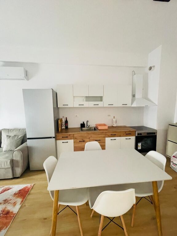 Apartment 1+1 for rent in Ali Demi, Tirana, 50 m². Photo 3 of 3
