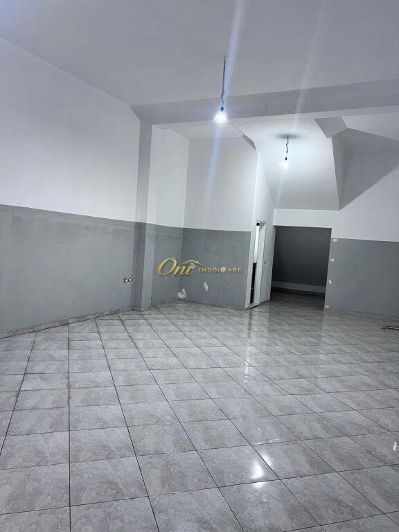 Dyqan në shitje në Fieri, Fier, Fier, 70 m². Foto 2 nga 3