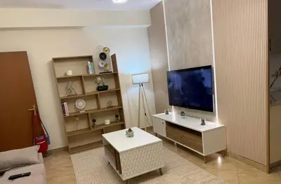 Apartament 1+1 me qera në Rruga Siri Kodra, Tiranë, 60 m². Foto 1 nga 7