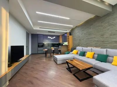 Apartament 2+1 në shitje në Square 21, Tiranë, 130 m². Foto 2 nga 9