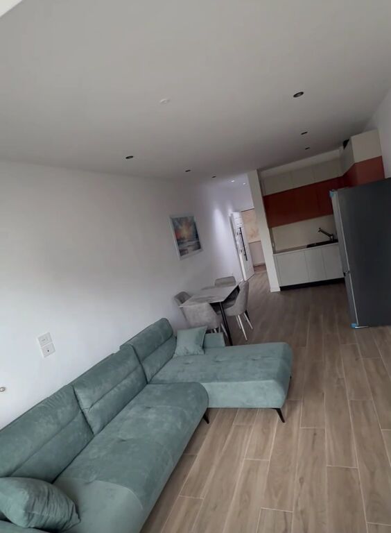 Apartment 2+1 for rent in Sheshi Skënderbej, Tirana, 70 m². Photo 3 of 3