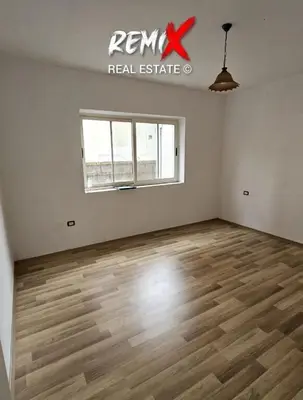 Commercial space for sale in Rruga Mujo Ulqinaku, Durrës, 80 m². Photo 3 of 6