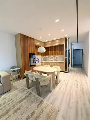 Apartament 2+1 me qera në 5 Maj, Tiranë, 100 m². Foto 3 nga 9