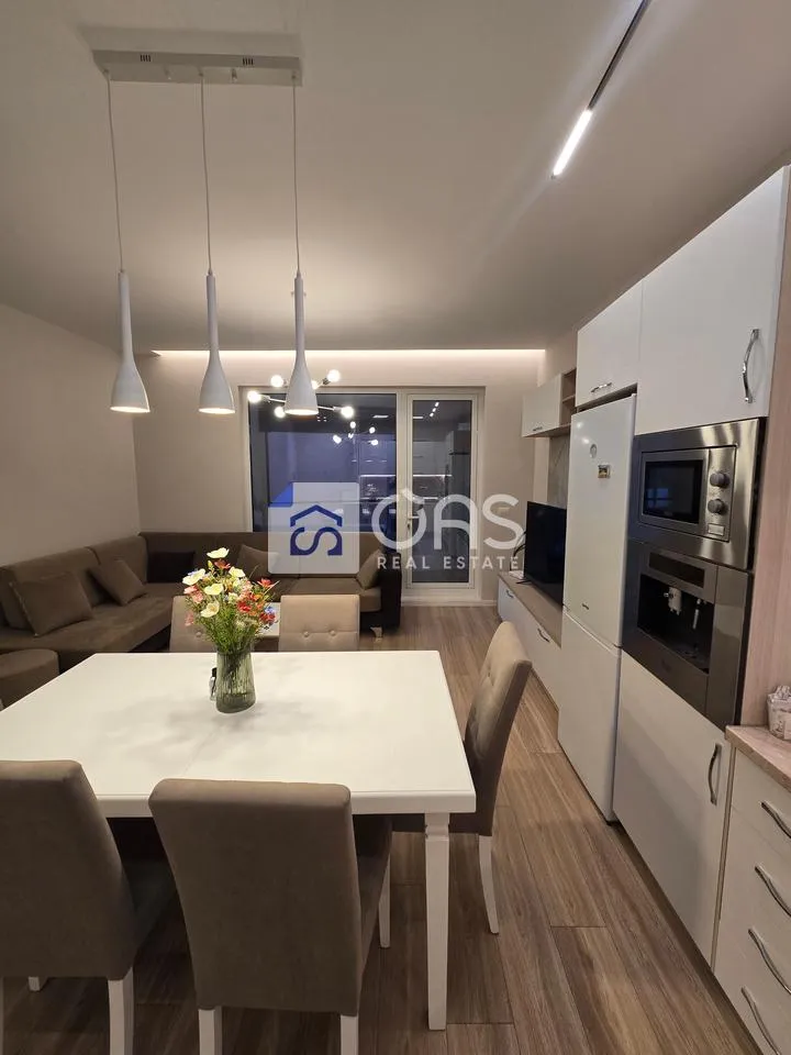 Apartment 2+1 for rent in Bulevardi i Ri, Tirana, 102 m². Photo 1 of 12