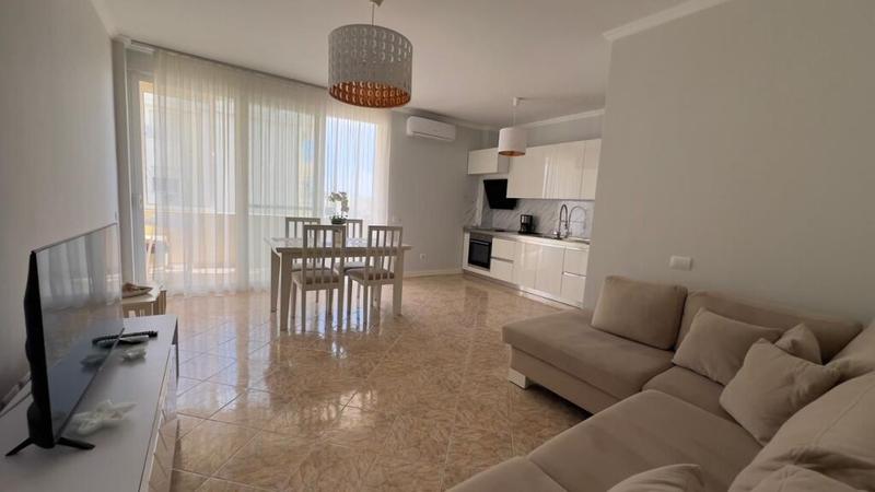 Appartamento 1+1 in affitto a Vala Park, Durazzo, 85 m²
