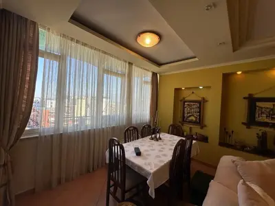 Appartamento 2+1 in affitto a Rruga Fortuzi, Tirana, 120 m². Foto 2 di 8