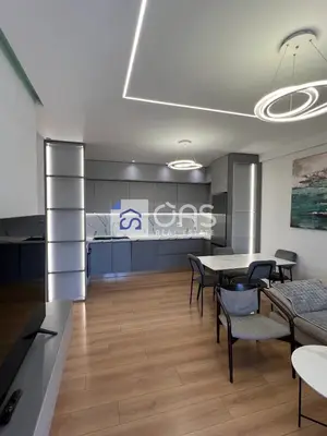 Apartament 2+1 me qera në 5 Maj, Tiranë, 95 m². Foto 2 nga 7
