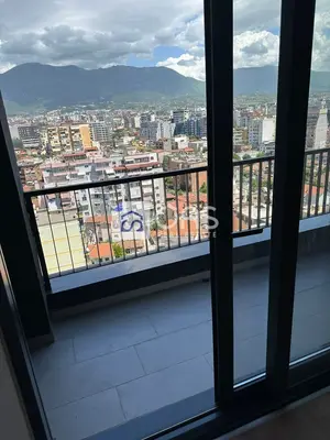 Apartament 3+1 në shitje në Rruga e Barrikadave, Tiranë, 133 m². Foto 9 nga 12
