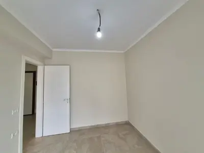 Commercial space for rent in Tregu Industrial, Durrës, 75 m². Photo 6 of 8