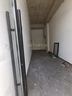 Ambient biznesi me qera në Rruga Karl Gega, Tiranë, 54 m². Foto 3 nga 6