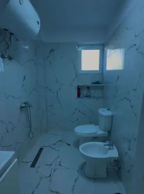 Appartamento 1+1 in vendita a Shkolla e Bashkuar, Tirana, 56 m². Foto 2 di 9
