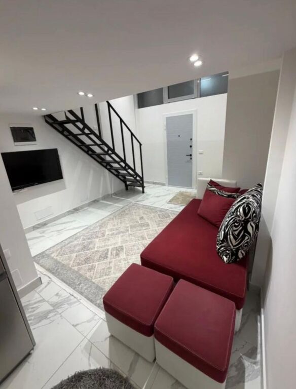 Dupleks 1+1 me qera në Astir, Tiranë, 50 m². Foto 3 nga 3