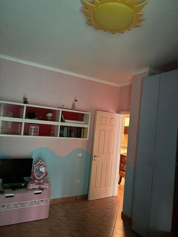 Apartament 2+1 në shitje në Rrethrrotullimi i Shkozës, Tiranë, 106 m². Foto 7 nga 8