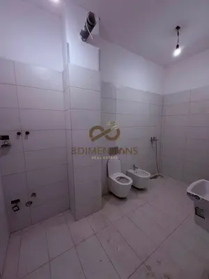 Shop for rent in Laprakë, Tirana, 76 m². Photo 3 of 4