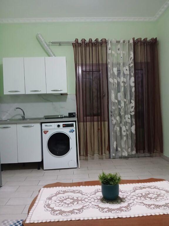 Apartament 1+1 me qera në Rruga Myslym Keta, Tiranë, 68 m². Foto 4 nga 5
