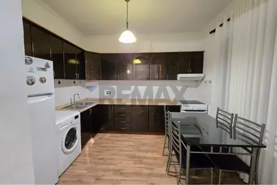 Apartament 1+1 në shitje në Shkolla e Bashkuar, Tiranë, 65 m². Foto 2 nga 3